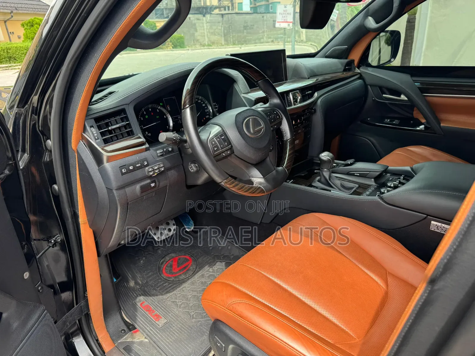 Lexus LX 2021 Black