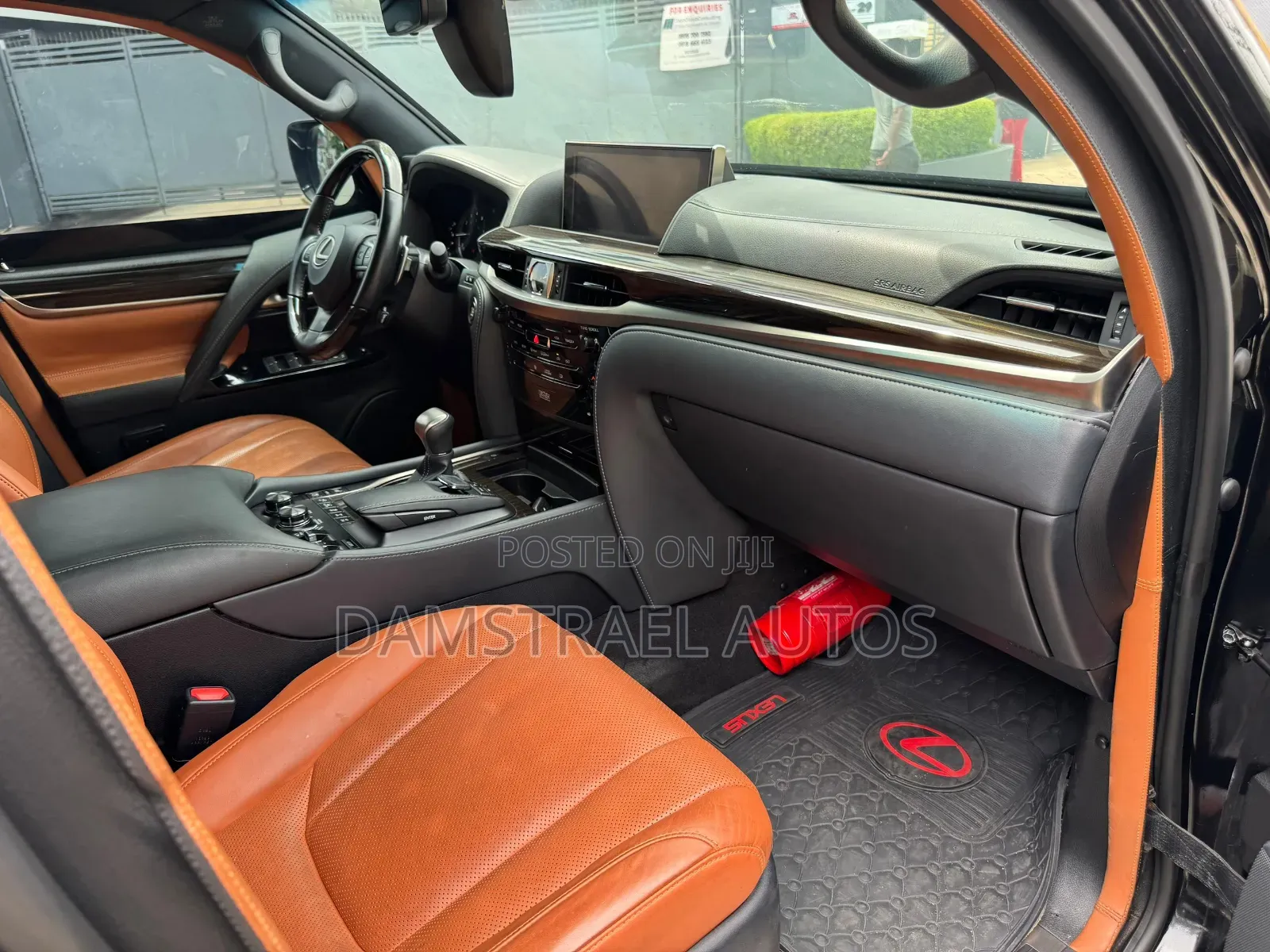 Lexus LX 2021 Black