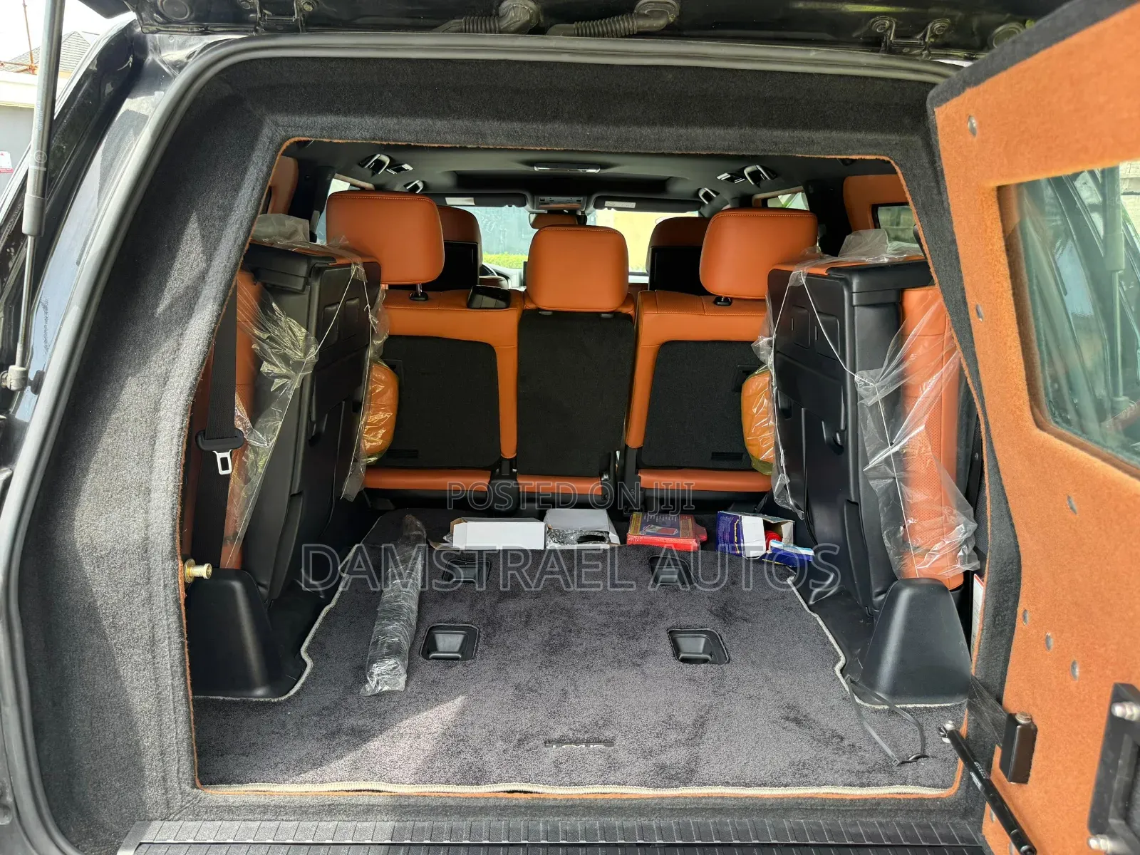 Lexus LX 2021 Black