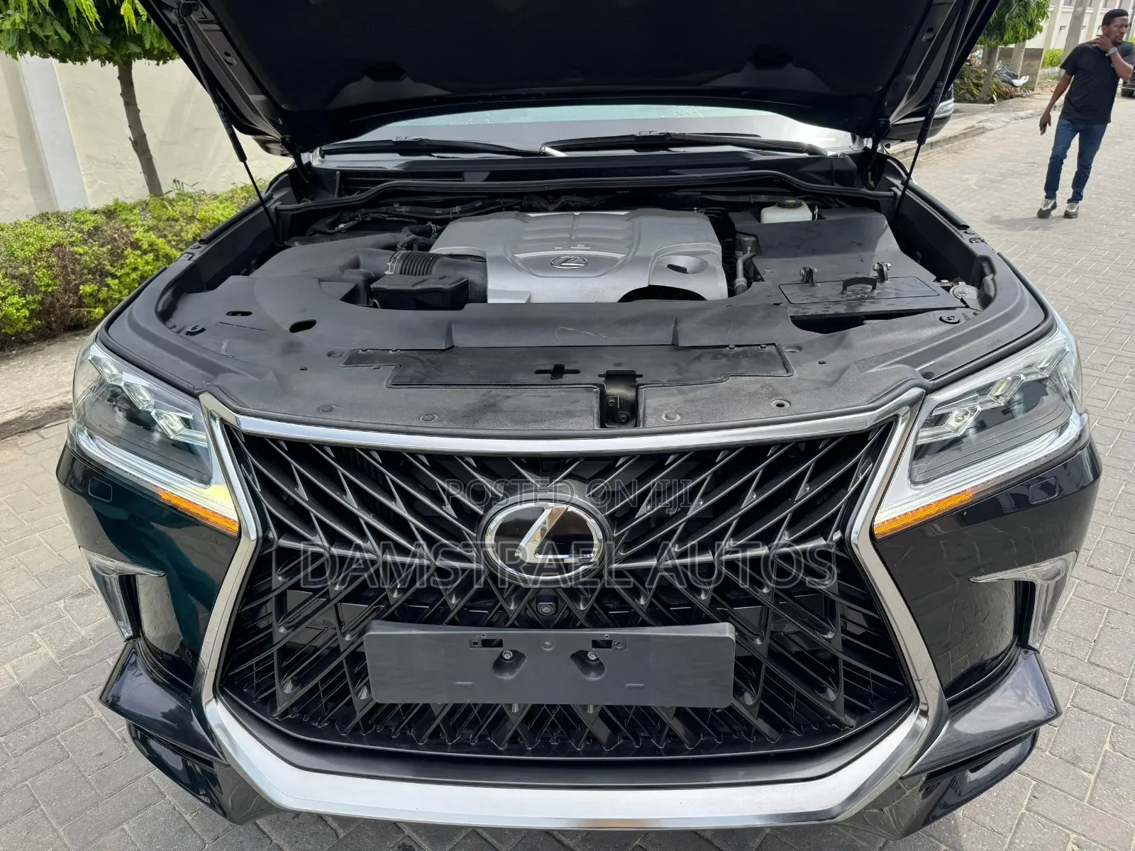 Lexus LX 2021 Black