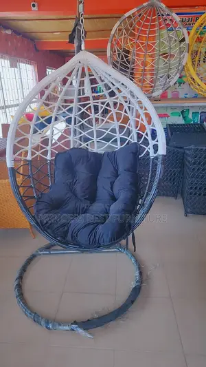 Swinging Chair for Relaxation