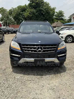 Mercedes-Benz M Class ML350 4dr SUV (3.5L 6cyl 7A) 2015 Blue