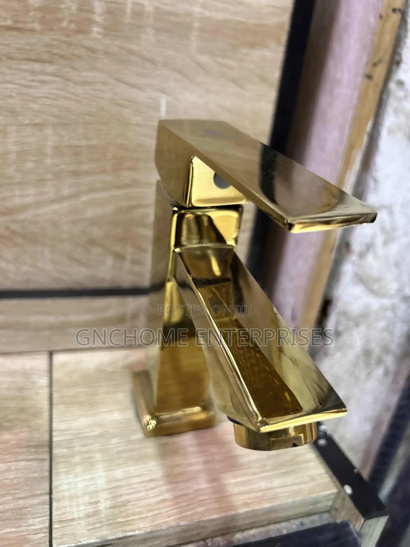 Gold Single Tap