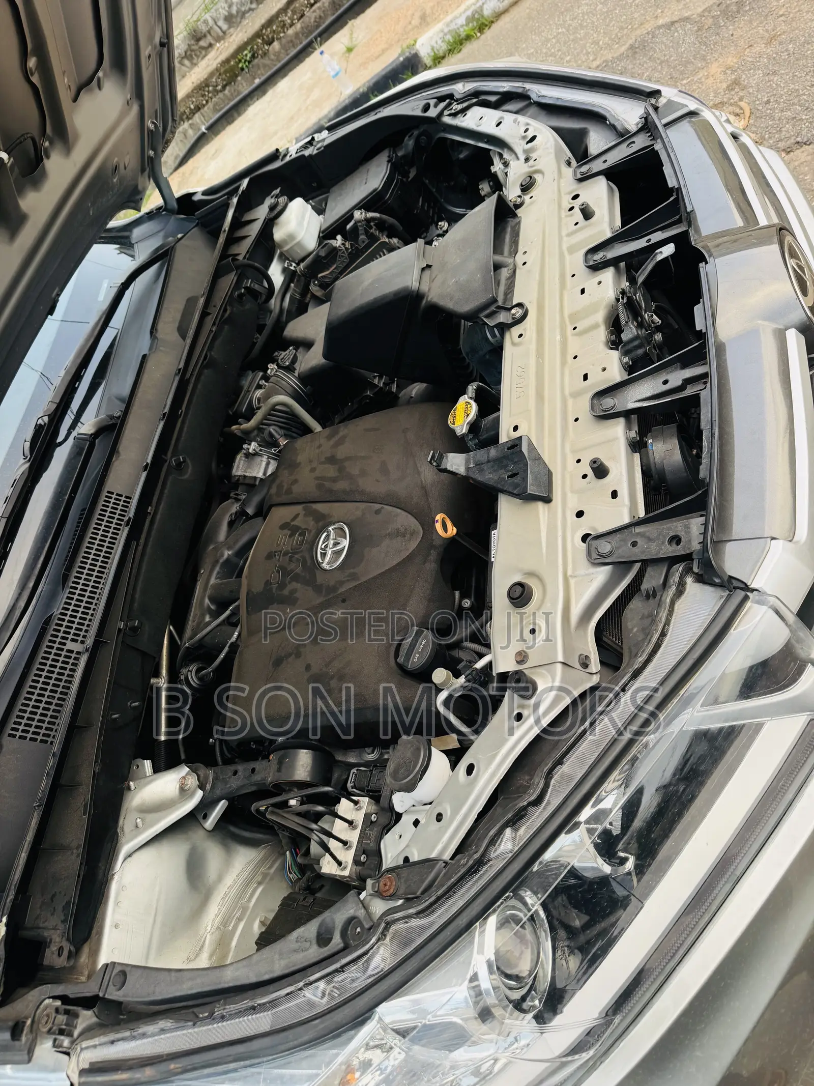 Toyota Highlander Limited 2019 Silver