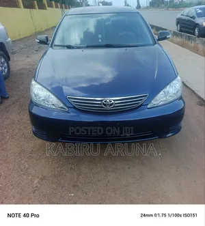 Toyota Camry 2004 Blue