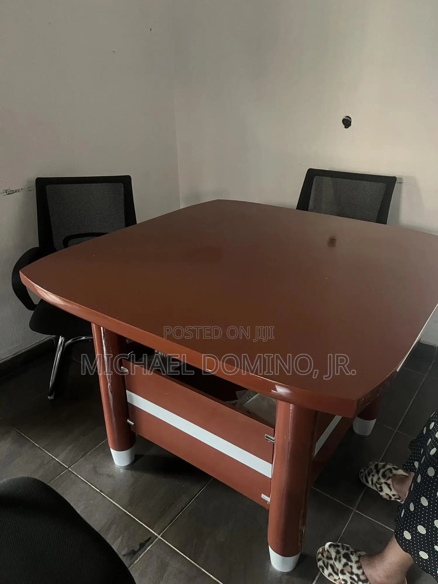 Mini Conference/Dining Table