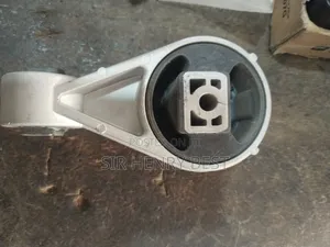 Engine Seat Upper.Ford Focus.2.0 L .2014