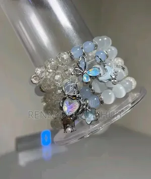 Rennyroyale Beads
