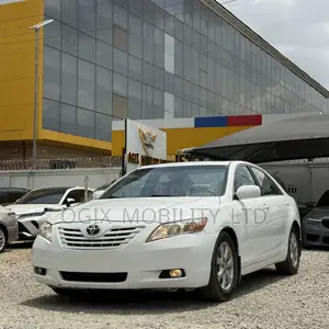Toyota Camry 2008 White