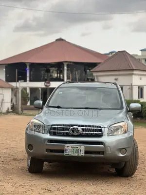 Toyota RAV4 4x4 2007 Green