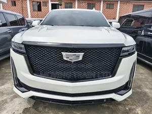 Cadillac Escalade 2022 White