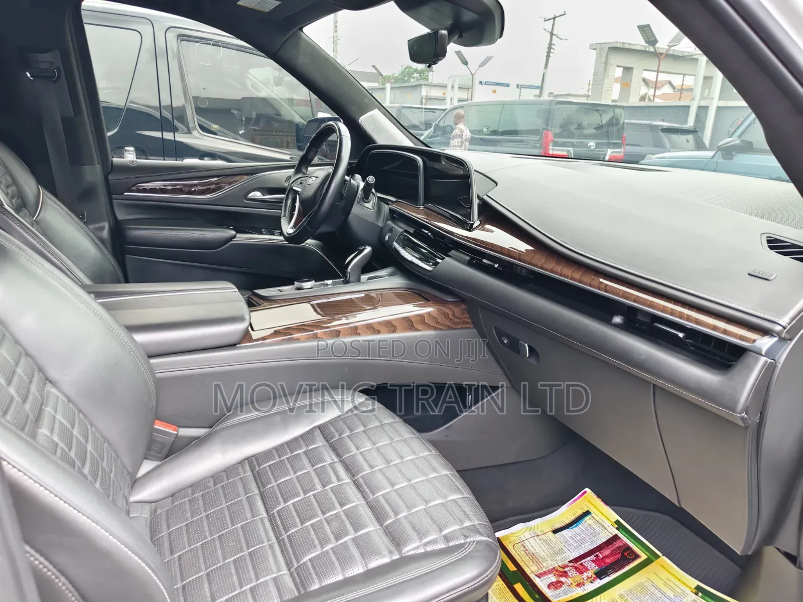 Cadillac Escalade 2022 White