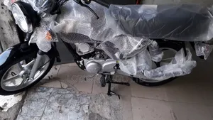 New TVS HLX 125 2025 Black