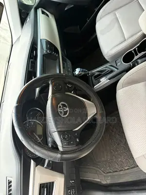 Toyota Corolla 2016 White