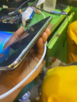 Apple iPhone X 64 GB Rose Gold