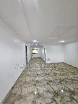 3bdrm Block of Flats in Area 11 for rent