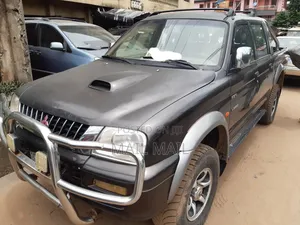 Mitsubishi L200 2003 Gray