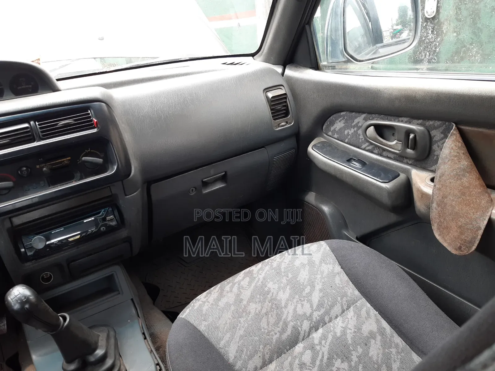Mitsubishi L200 2003 Gray