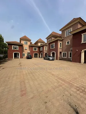 4bdrm Duplex in Lifecamp Junction for rent