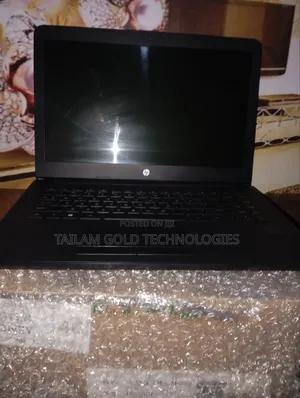Laptop HP 14-dq1088wm 4GB Intel Celeron HDD 500GB