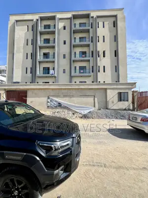 2bdrm Apartment in Lekki Phase 1 for sale
