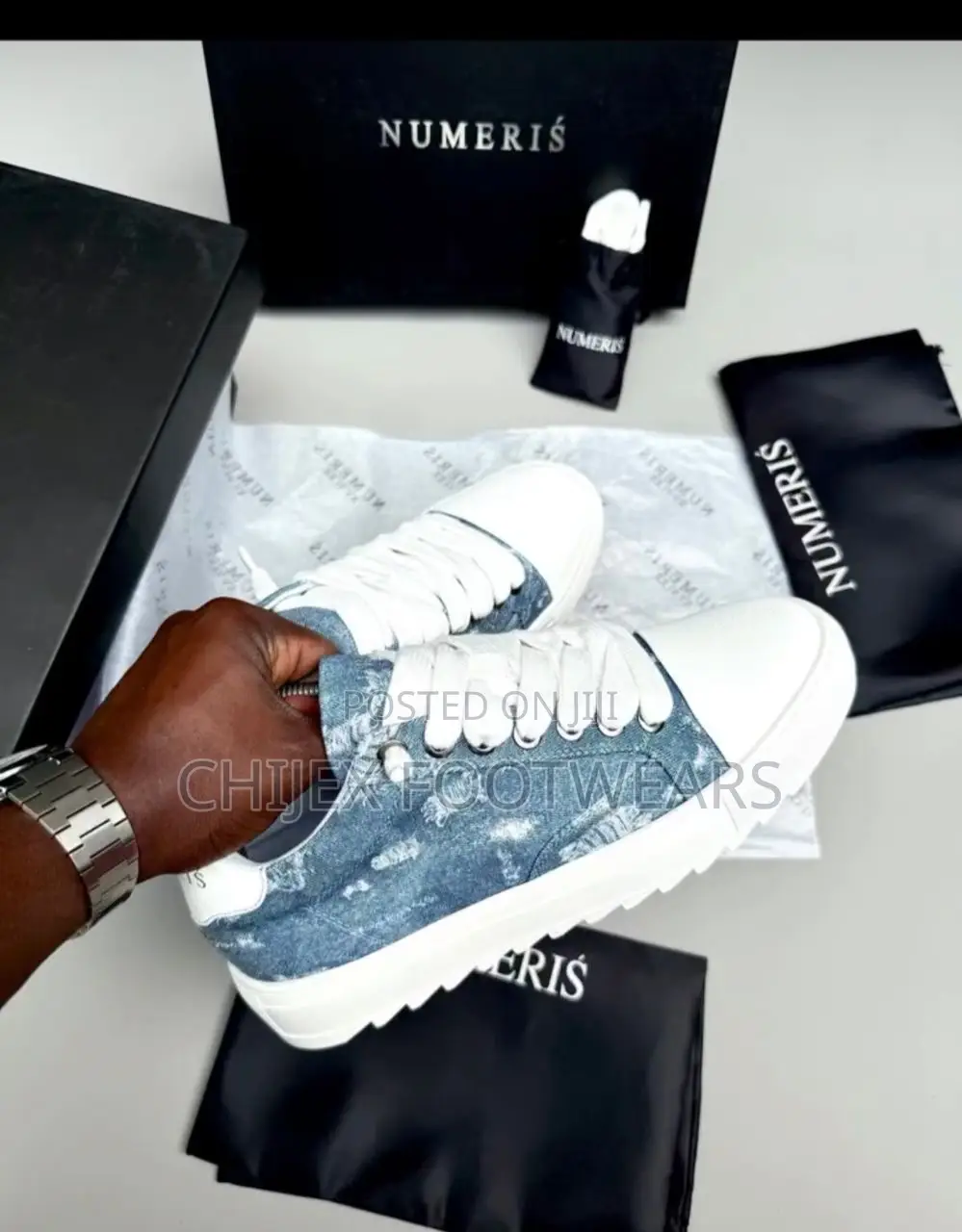 Numeris Sneakers! 