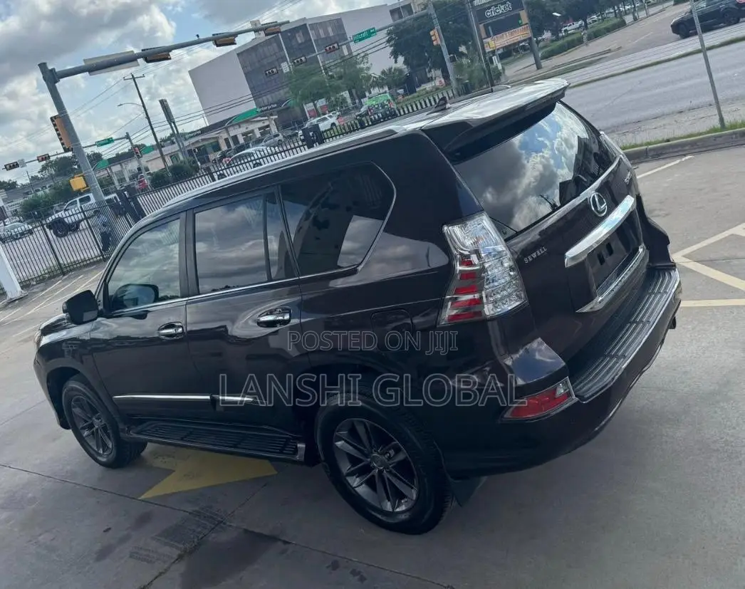 Lexus GX 460 Base 2015 Brown
