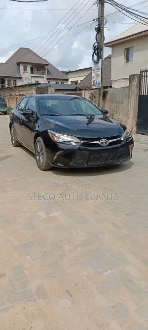 Toyota Camry 2016 Black