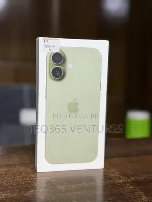 New Apple iPhone 17 256 GB