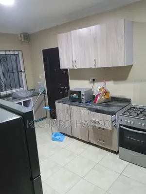4bdrm Duplex in Behind Blenco, Peninsula Estate for rent