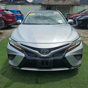 Toyota Camry XSE V6 FWD (3.5L 6cyl 8AM) 2018 Silver