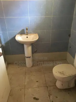 5bdrm Duplex in Apapa Gra for rent