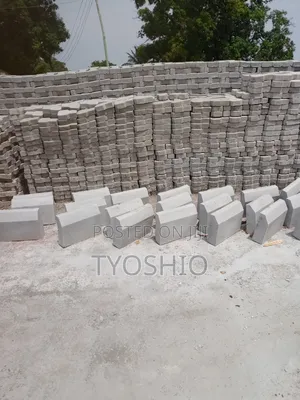 Capstone and Interlocking