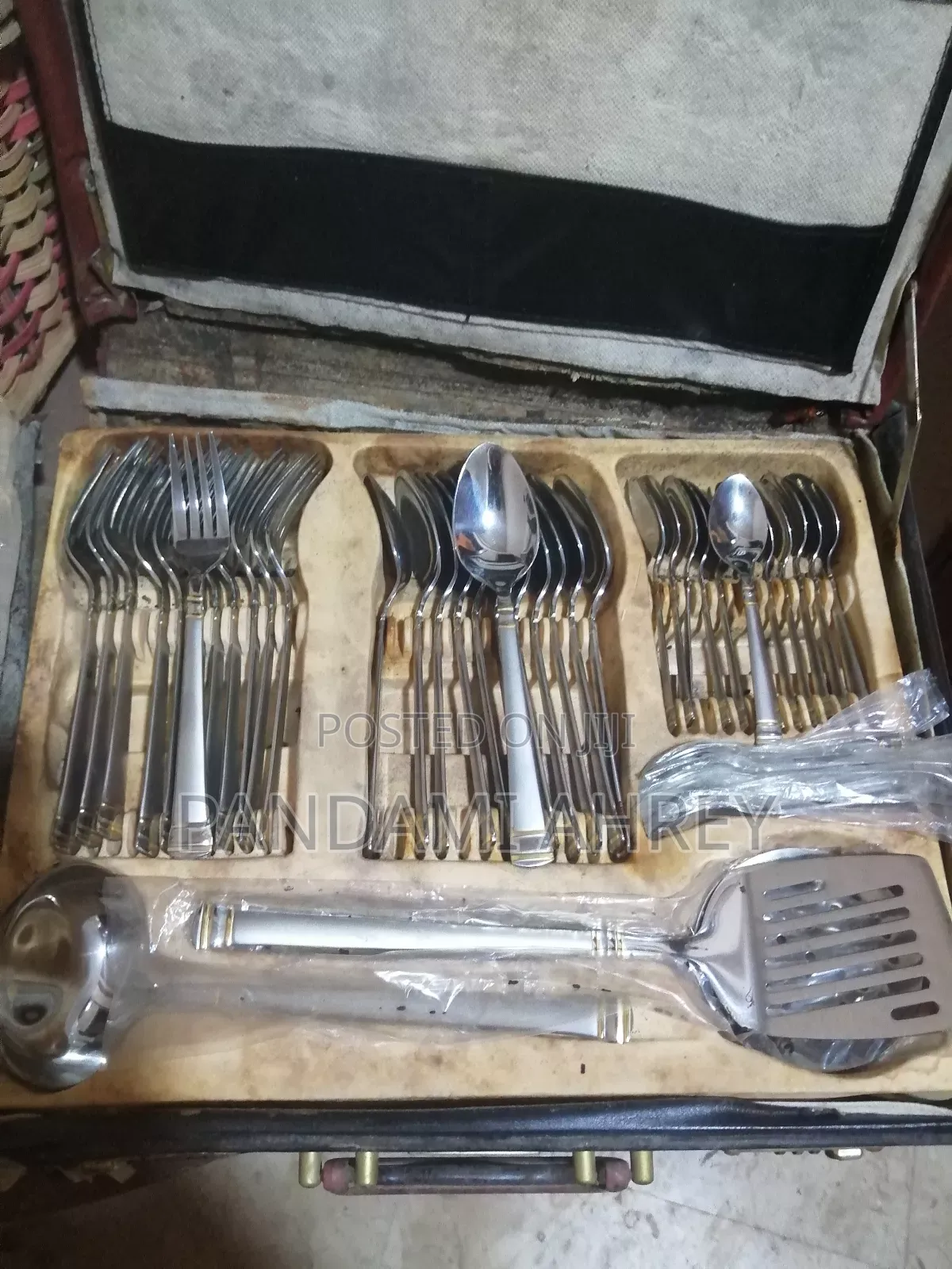 Cutlery Set
