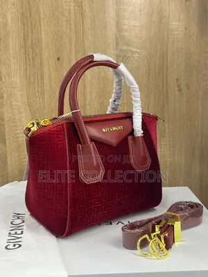 Quality Givenvhy Bag Good Quality Available Size : Medium