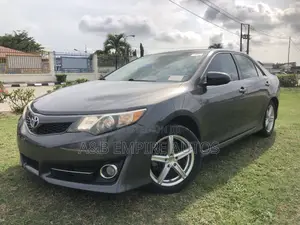 Toyota Camry 2014 Gray