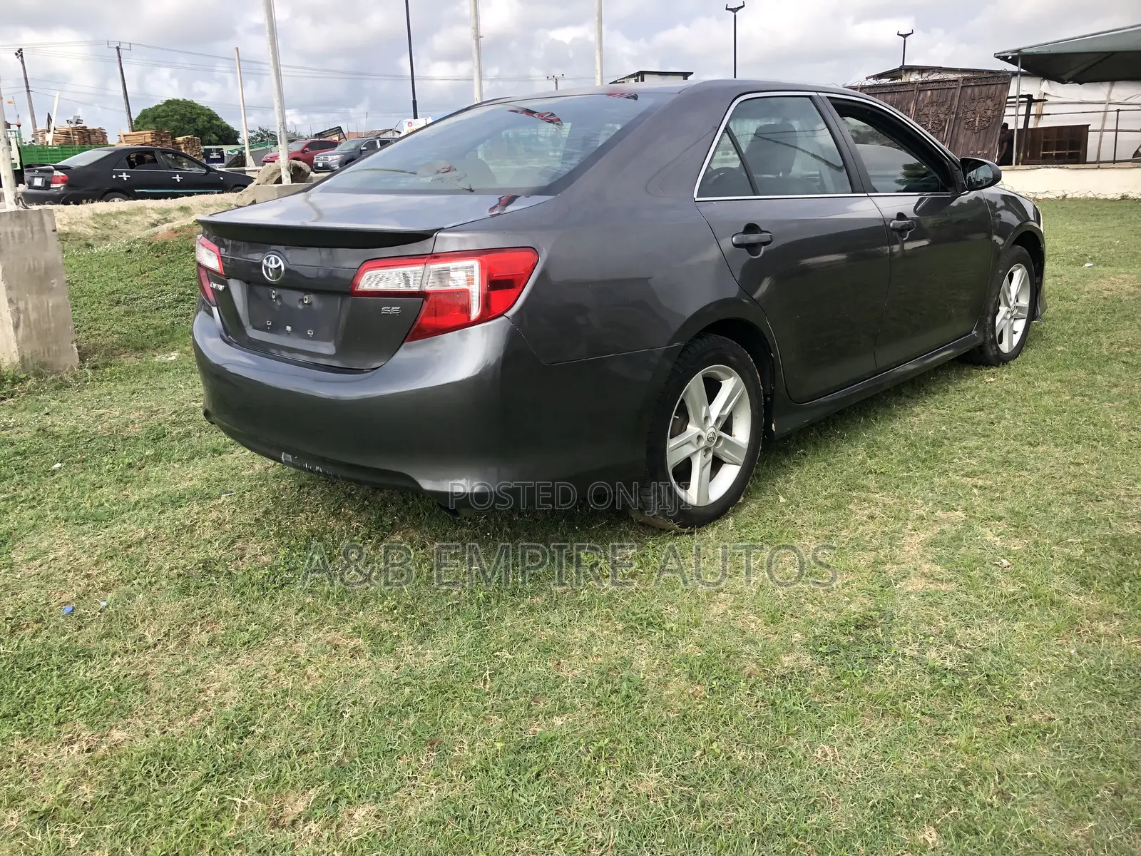 Toyota Camry 2014 Gray