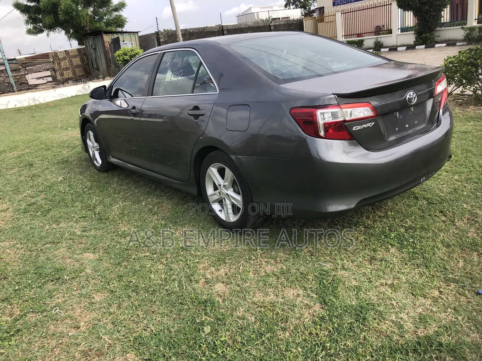 Toyota Camry 2014 Gray