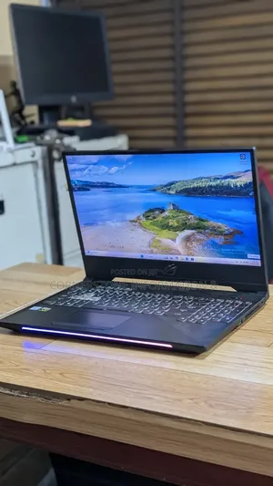 Laptop Asus ROG Strix G15 16GB Intel Core i7 SSD 512GB