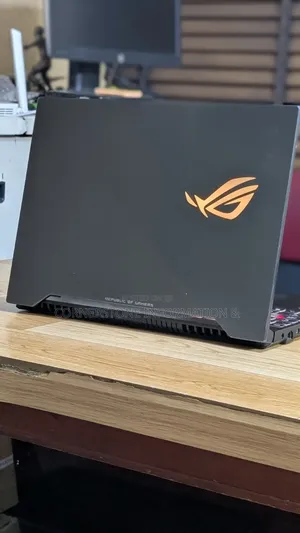 Laptop Asus ROG Strix G15 16GB Intel Core i7 SSD 512GB