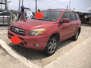 Toyota RAV4 2007 Red