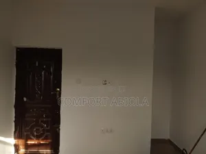 Mini Flat in Mai Agwan, Karu for rent