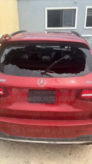 Glc300 2016 Suv Back Windscreen Glass Available at Chimatex
