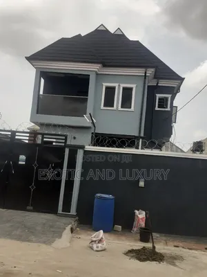 Mini Flat in Adekunle, Sabo / Yaba for rent