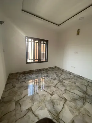 3bdrm Block of Flats in Life Camp for rent
