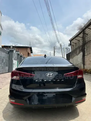 Hyundai Elantra SE 2020 Black