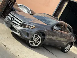 Mercedes-Benz GLA 250 2015 Gray