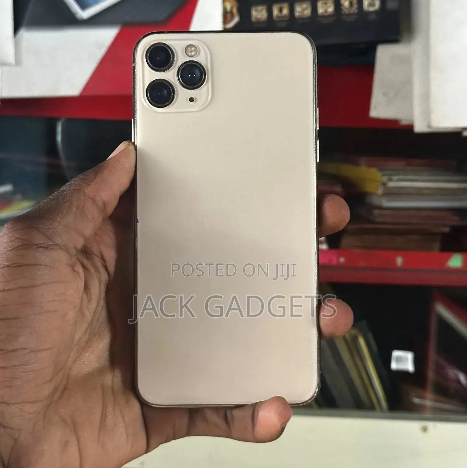 Apple iPhone 11 Pro Max 64 GB Gold