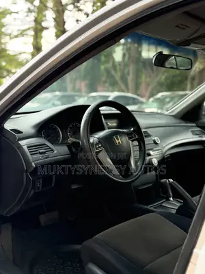 Honda Accord 2009 Silver