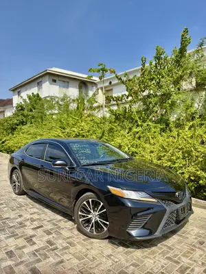 Toyota Camry SE (2.5L 4cyl 8A) 2019 Black